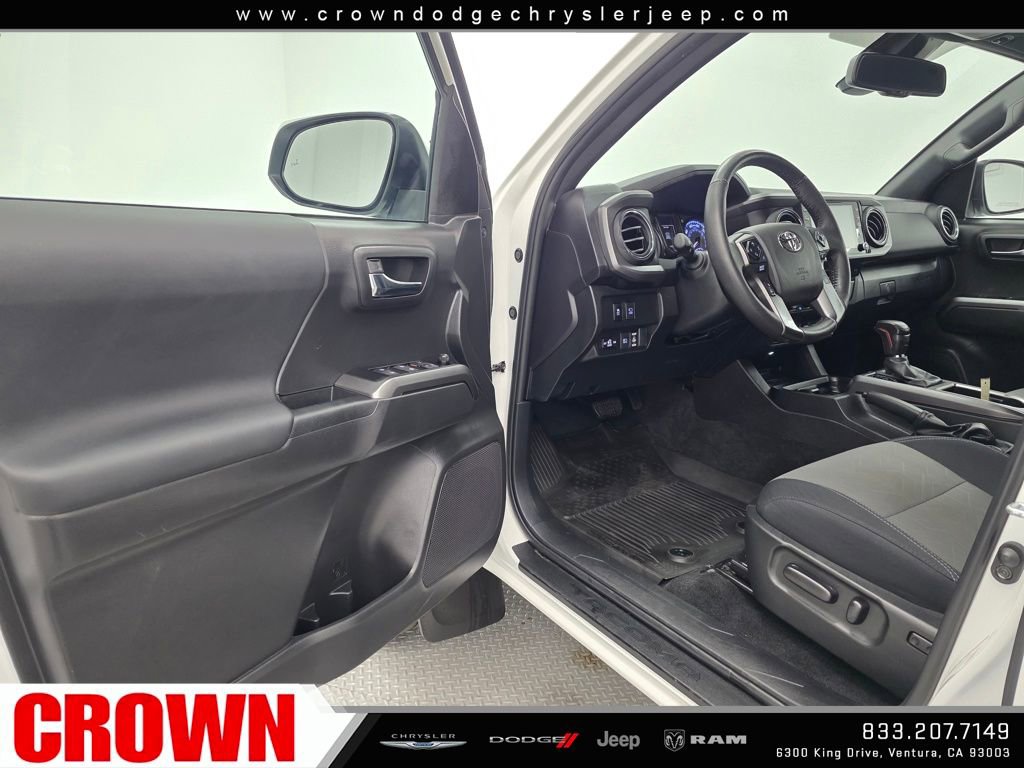 Used 2023 Toyota Tacoma TRD Sport w/ Advanced Technology Package image 21