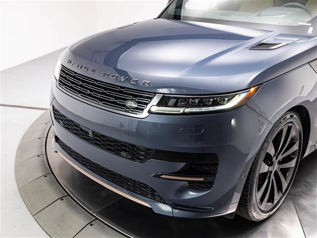 New 2026 Land Rover Range Rover Sport Dynamic SE AWD/4WD image 9