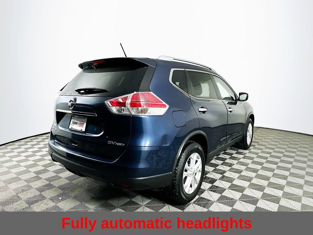 Used 2015 Nissan Rogue SV image 11