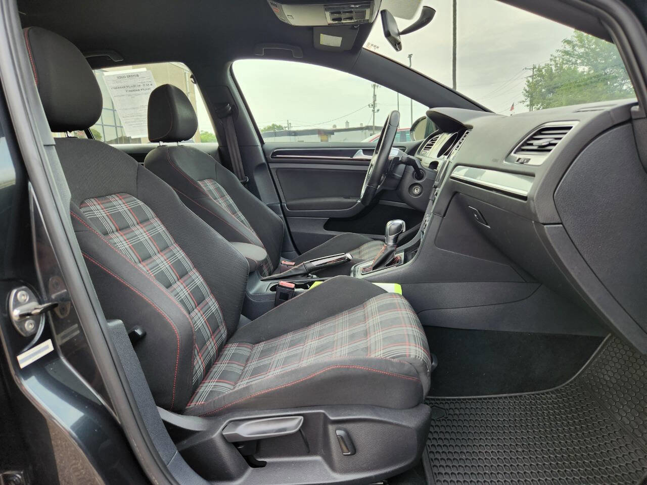 Used 2016 Volkswagen GTI S FWD image 14