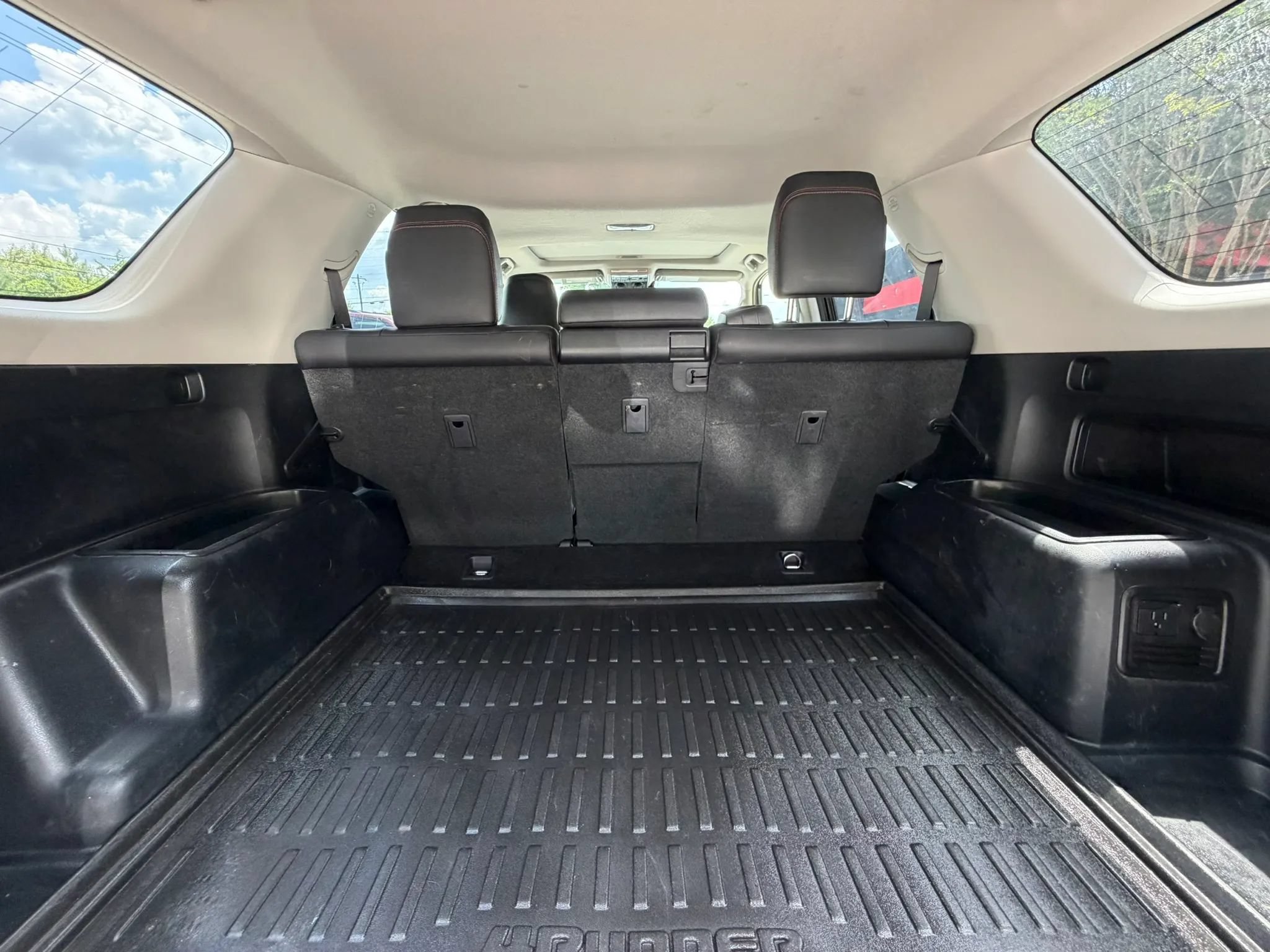 Used 2023 Toyota 4Runner TRD Off-Road Premium w/ Off Road Premium Plus Package AWD/4WD image 36