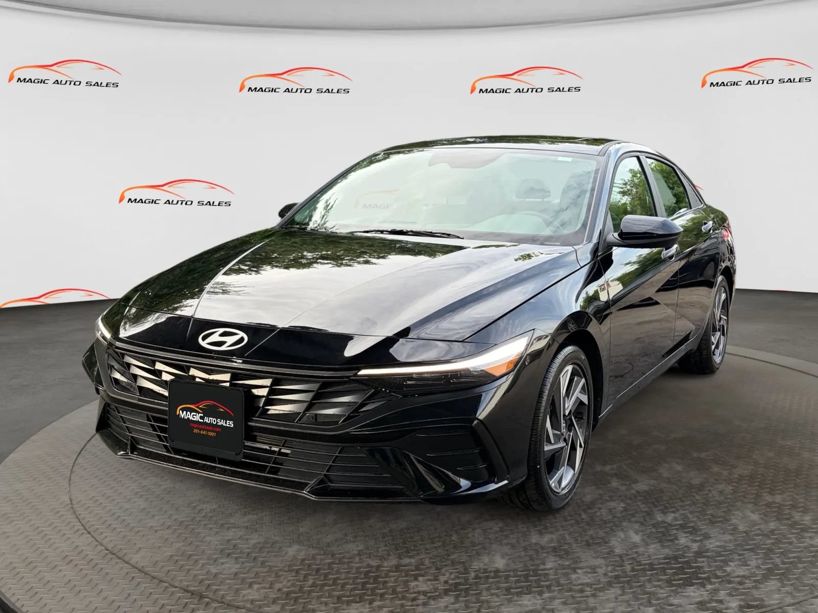 Used 2025 Hyundai Elantra SEL