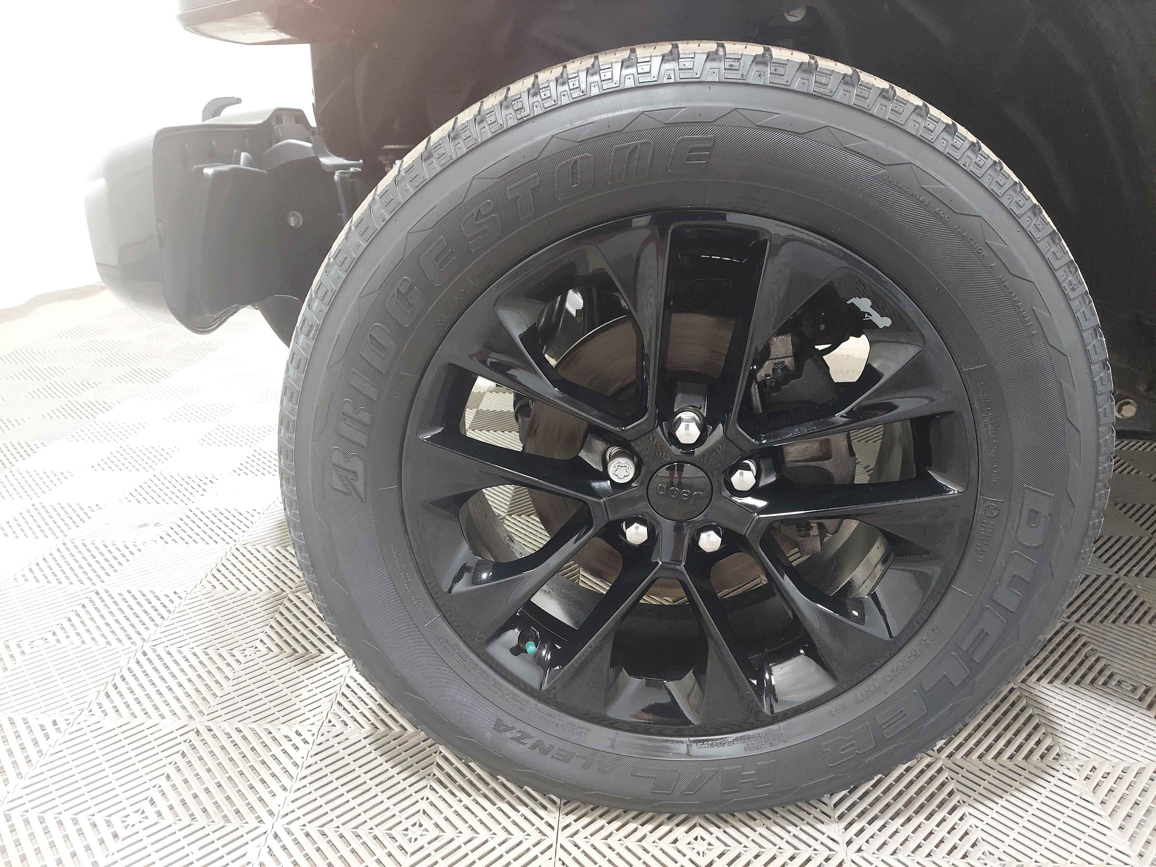 Used 2022 Jeep Gladiator High Altitude AWD/4WD image 6