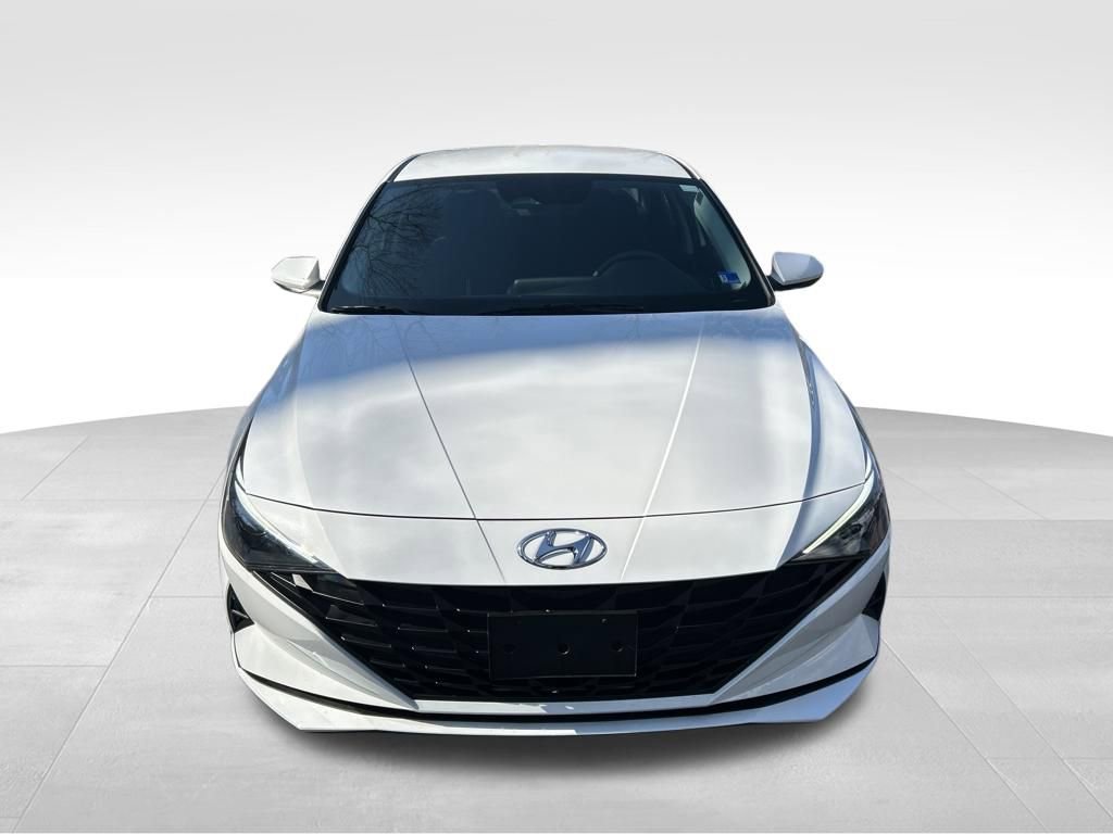 Used 2023 Hyundai Elantra SEL FWD image 9