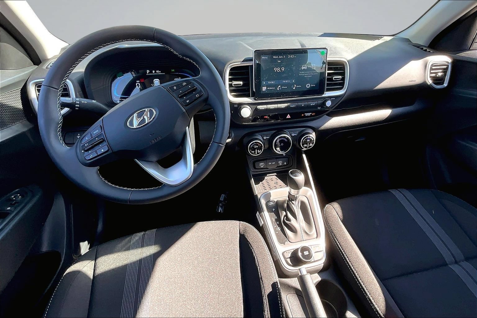 New 2026 Hyundai Venue SEL FWD image 7