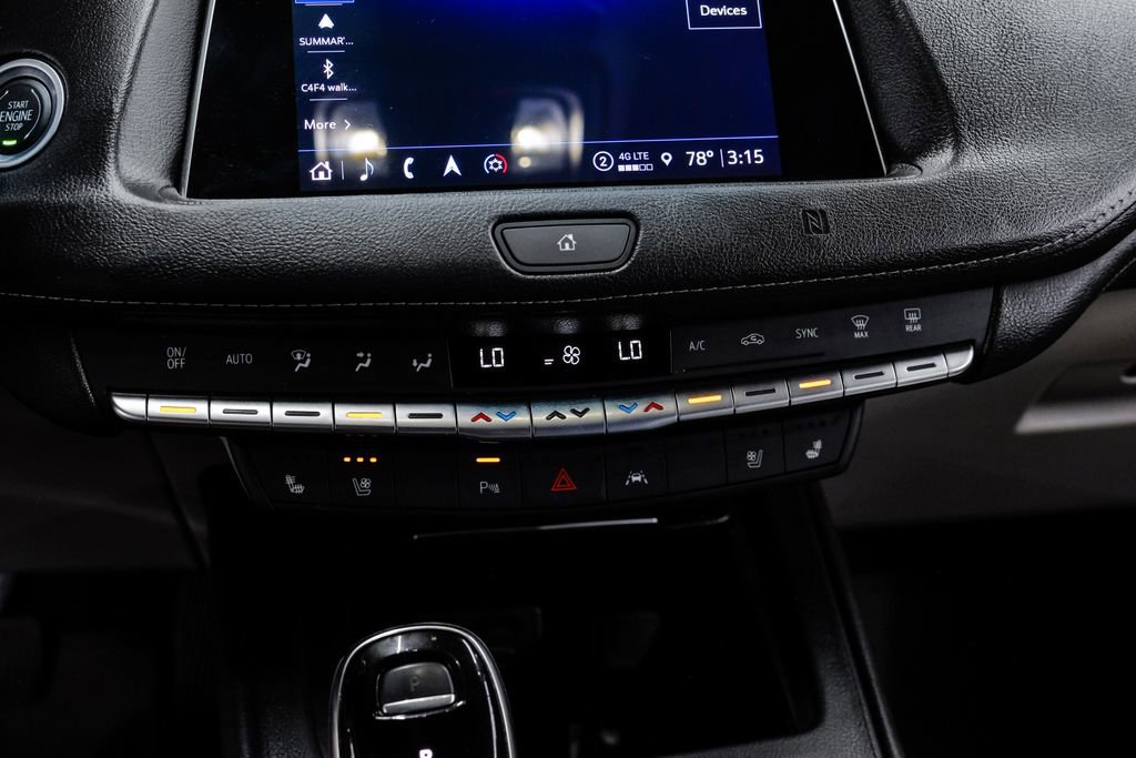Used 2021 Cadillac XT4 Premium Luxury image 30