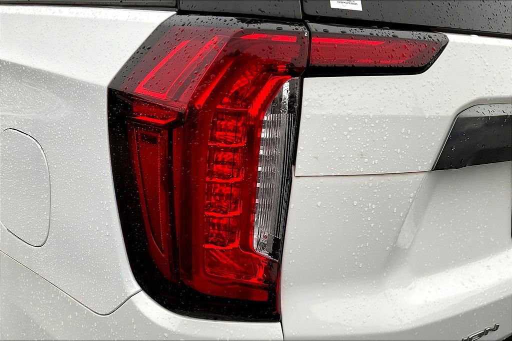 Used 2021 GMC Yukon XL AT4 w/ AT4 Premium Package image 25