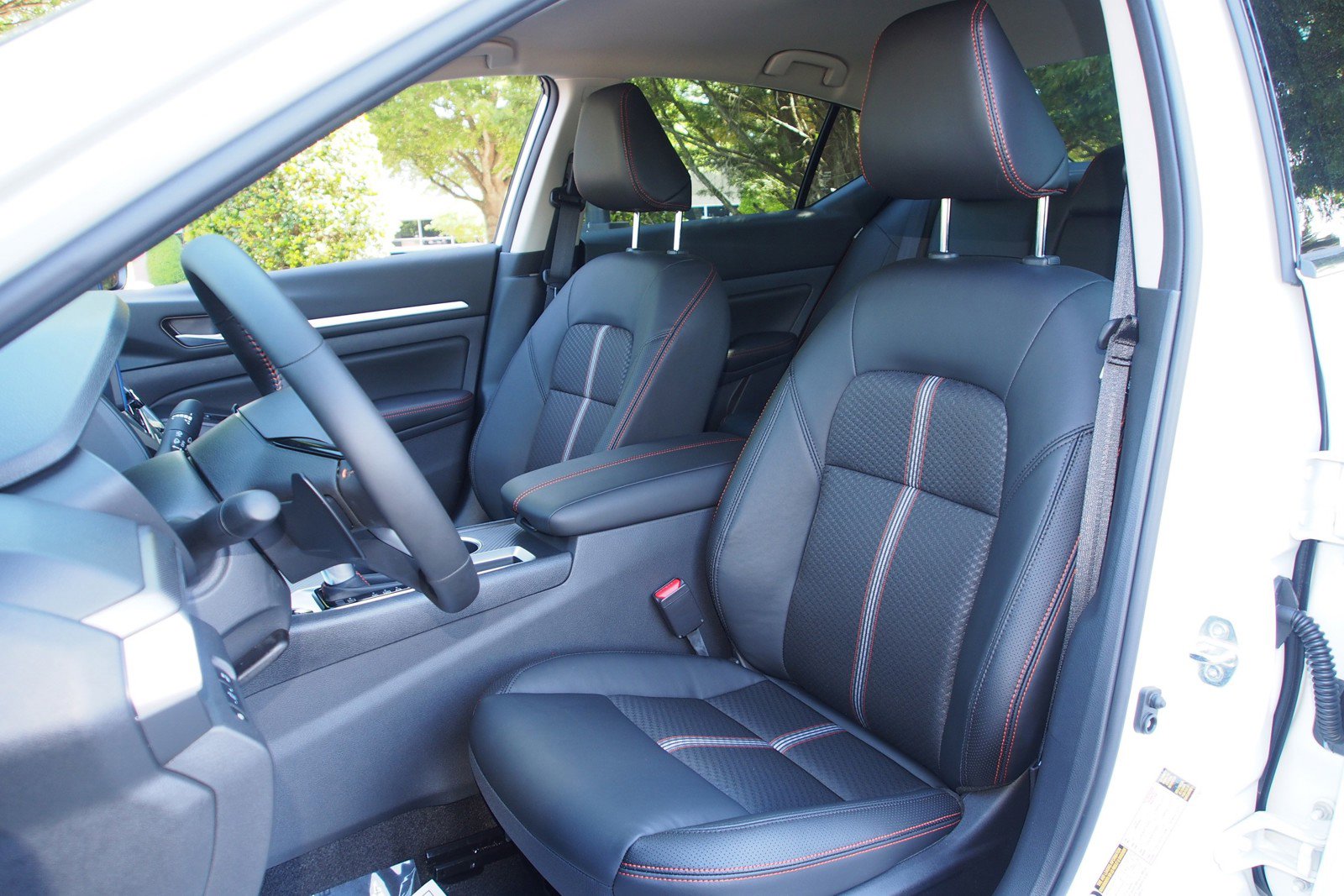 New 2026 Nissan Altima 2.5 SR FWD image 15