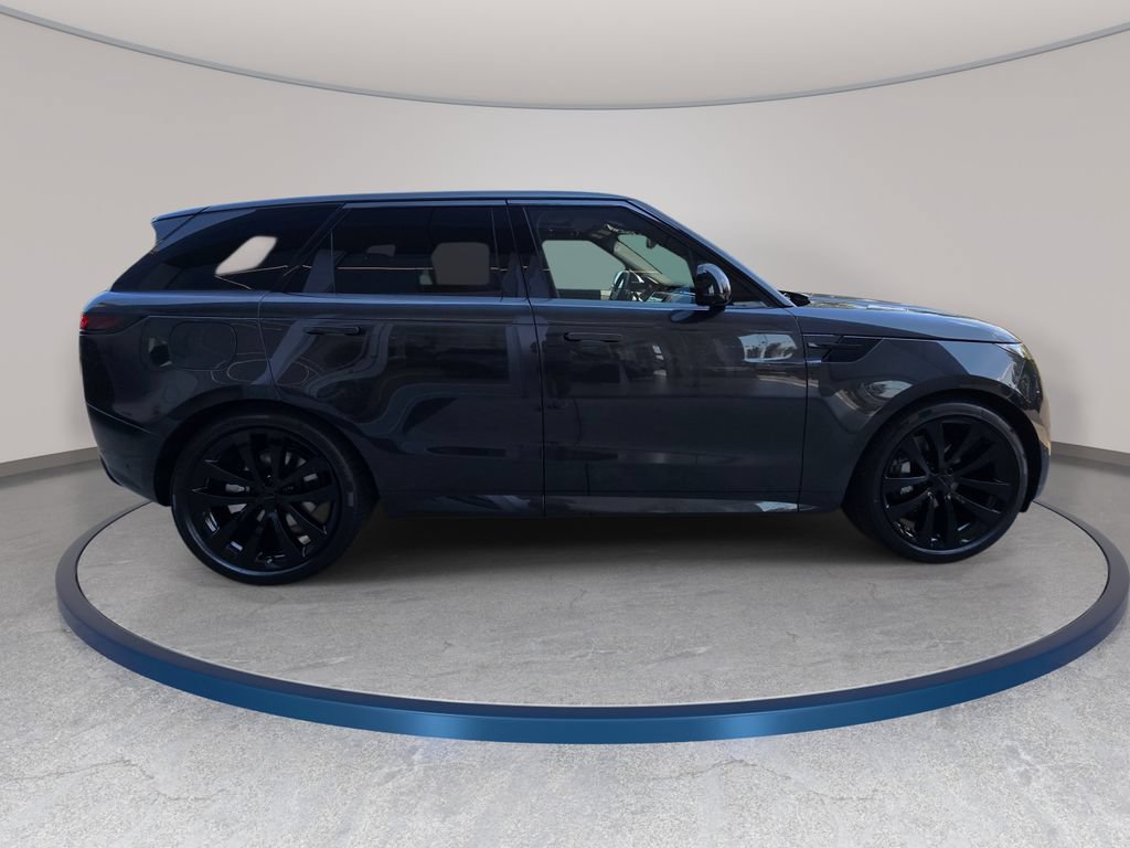 New 2026 Land Rover Range Rover Sport Dynamic SE AWD/4WD image 4