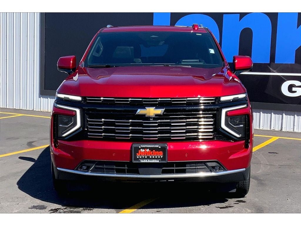 Used 2026 Chevrolet Tahoe High Country AWD/4WD image 3