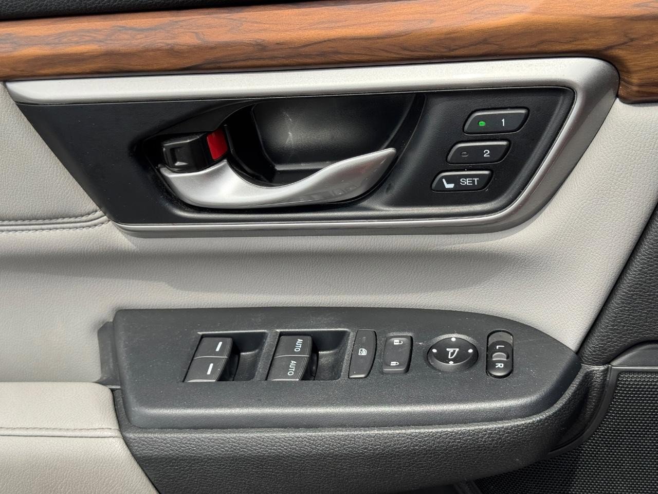 Used 2020 Honda CR-V EX-L image 25