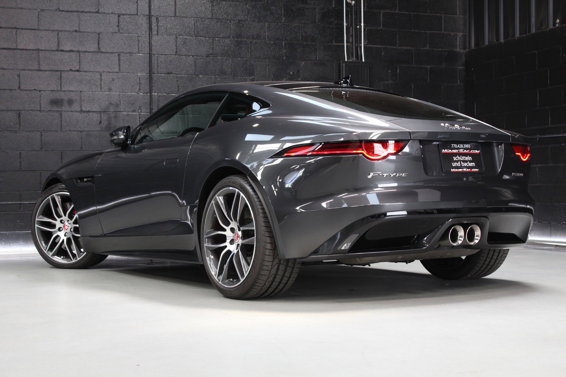 Used 2020 Jaguar F-TYPE R-Dynamic image 12
