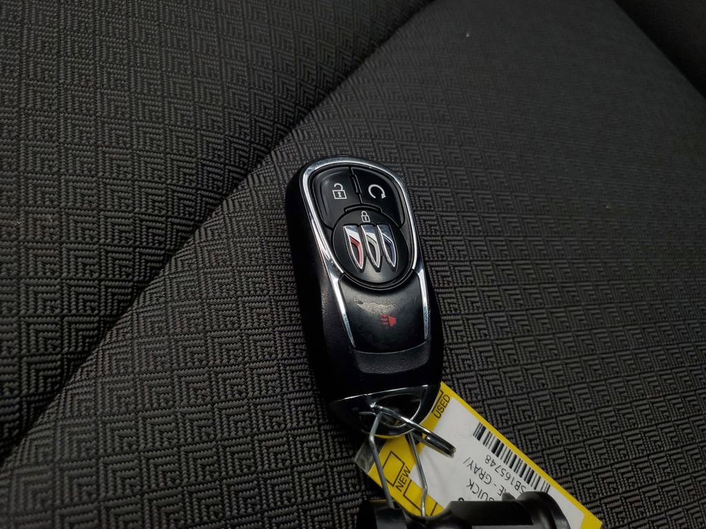 Used 2025 Buick Encore GX Preferred image 26