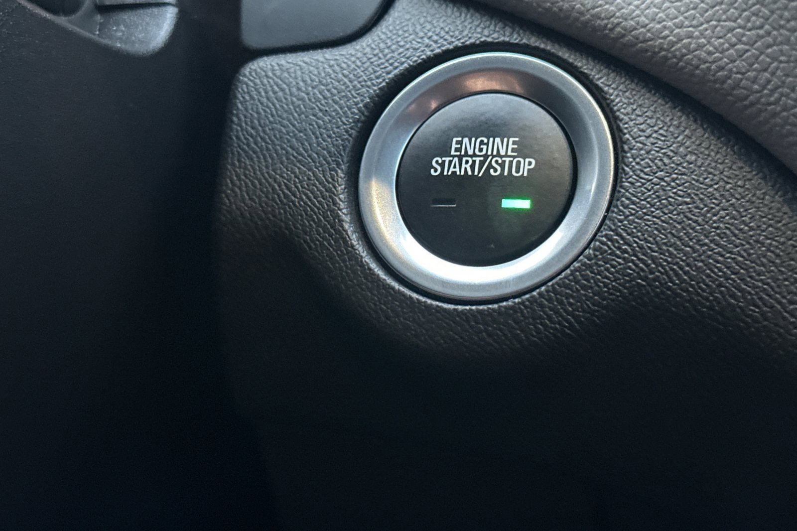 Used 2024 Chevrolet Equinox LS w/ LS Convenience Package image 29