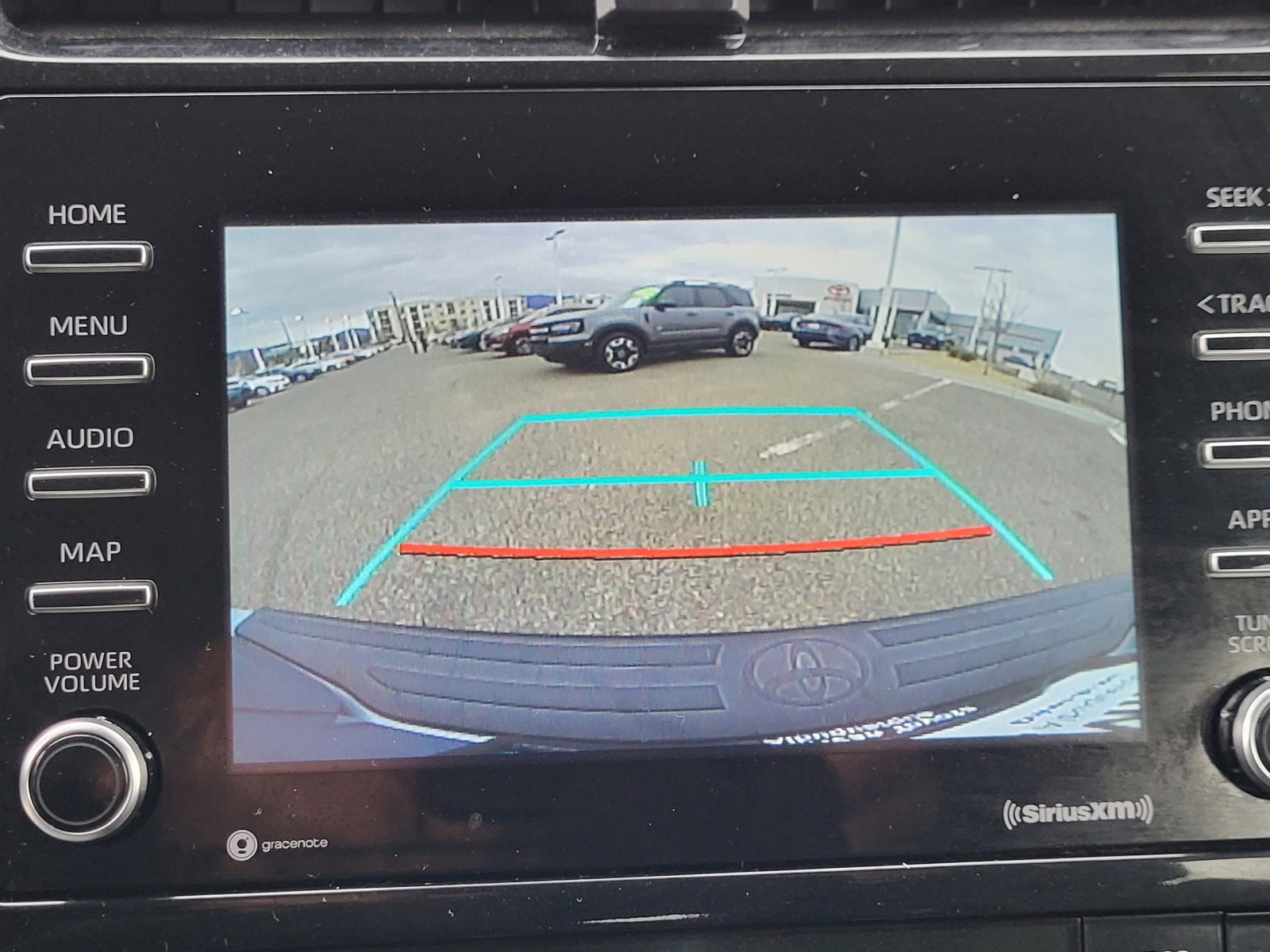 Used 2021 Toyota Prius XLE w/ Carpet Mat Package (TMS) image 29