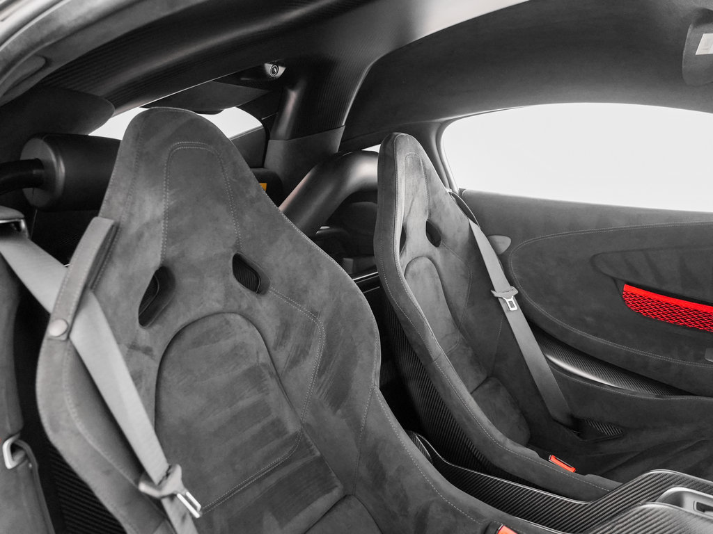 Used 2020 McLaren 620R RWD image 7