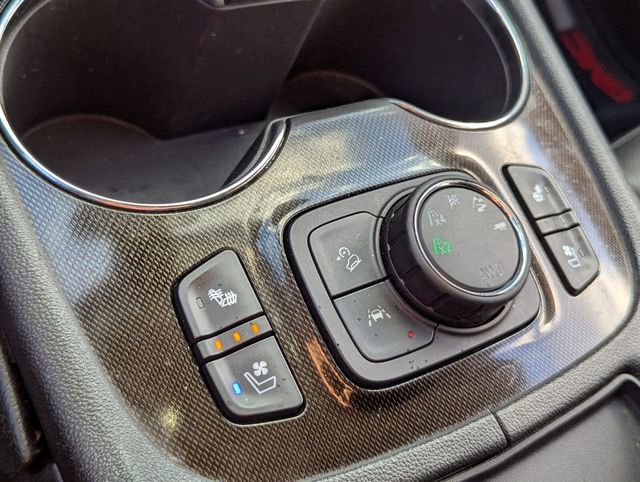 Used 2022 GMC Acadia AT4 w/ Technology Package image 34