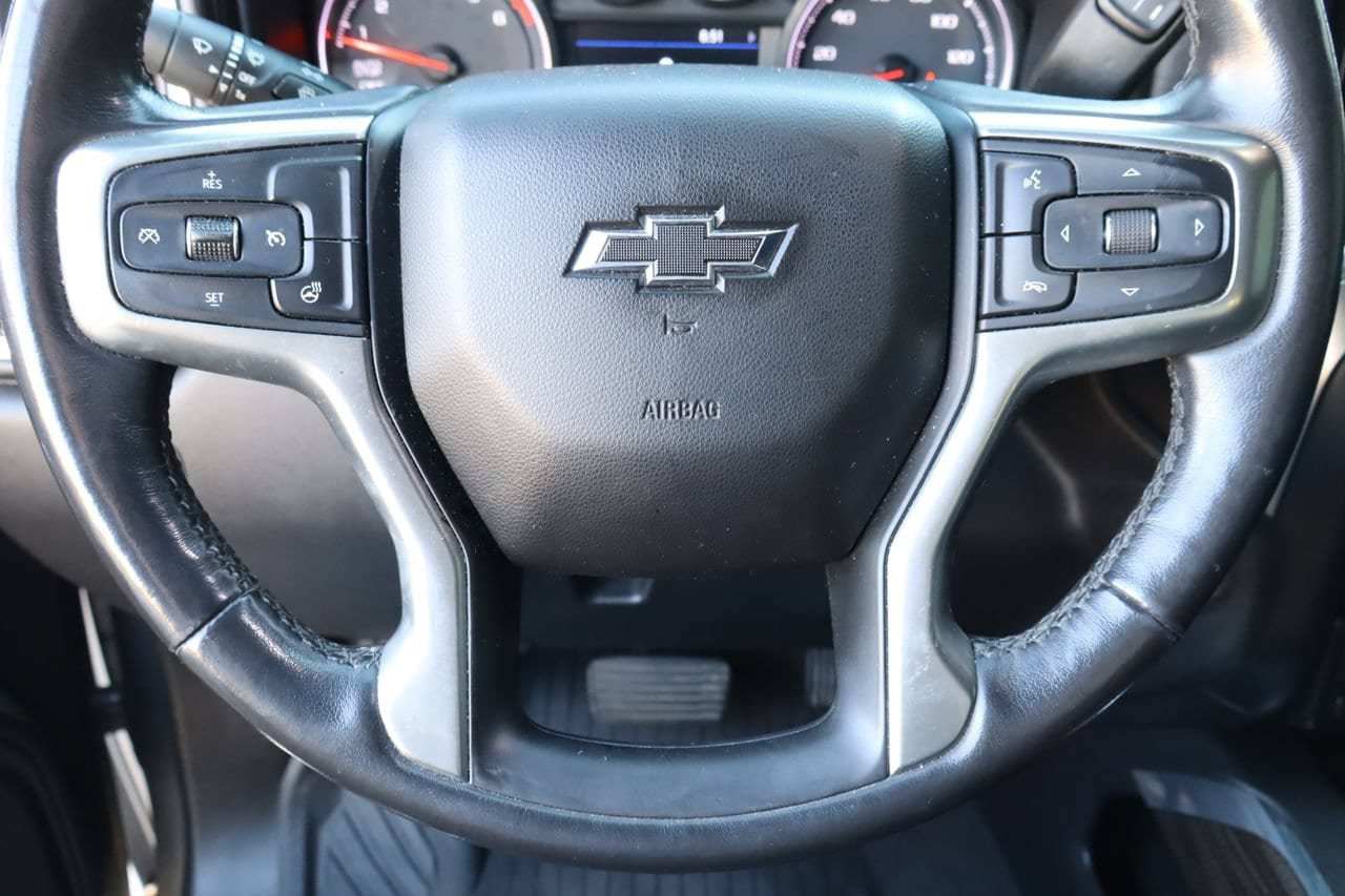 Used 2020 Chevrolet Silverado 1500 LT Trail Boss AWD/4WD image 11