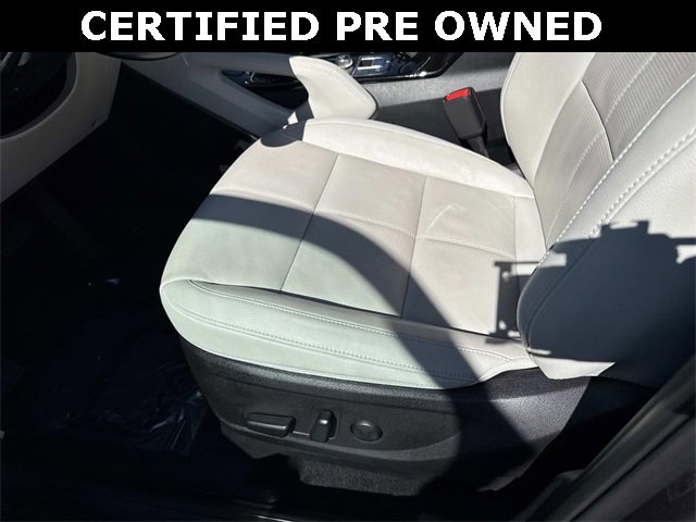 Used 2023 Kia Telluride EX w/ EX Captain's Chair Package image 15