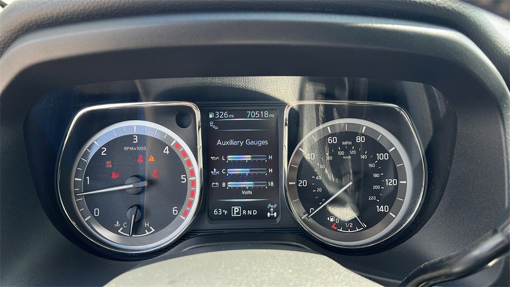 Used 2018 Nissan Titan PRO-4X image 17