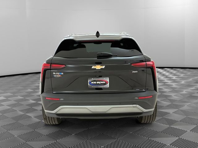 Used 2024 Chevrolet Blazer EV LT image 4