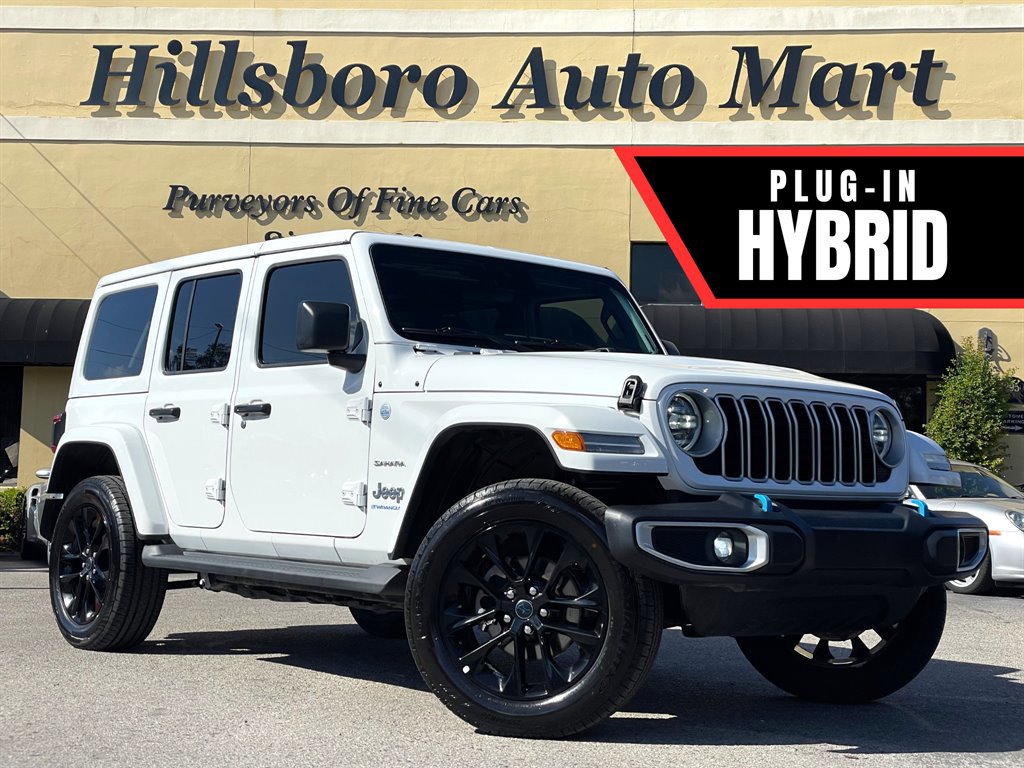 Used 2024 Jeep Wrangler Unlimited Sahara image 1