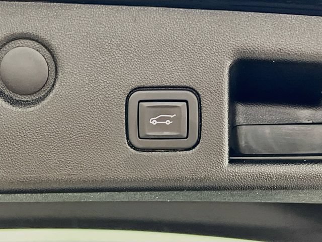 Used 2021 Chevrolet Equinox LT FWD image 26