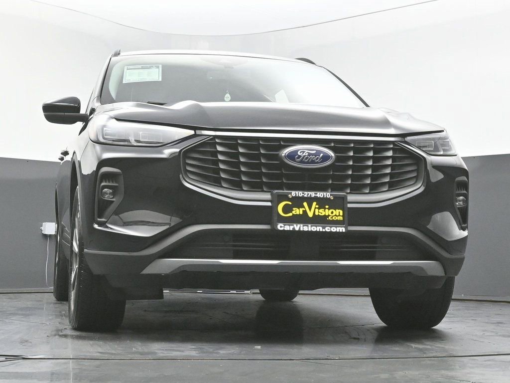 Used 2025 Ford Escape Platinum image 48