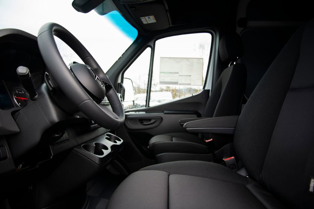 New 2026 Mercedes-Benz Sprinter 3500 image 13