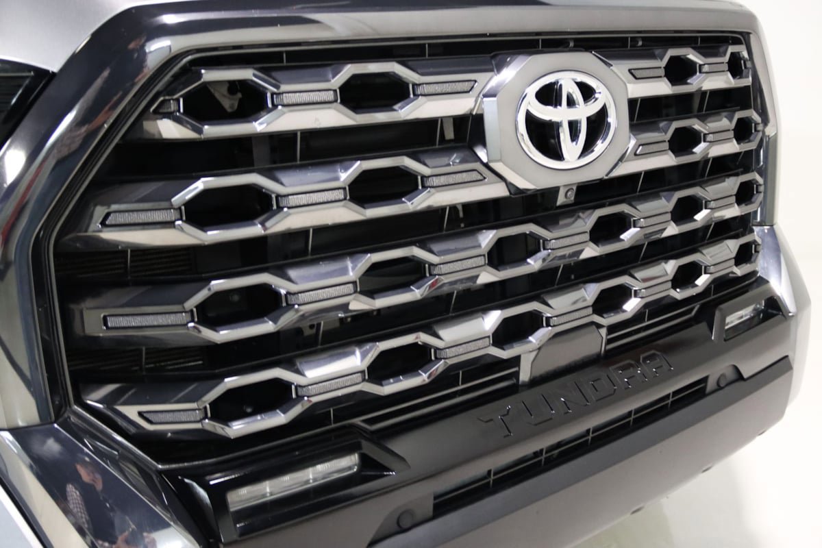Used 2024 Toyota Tundra Platinum AWD/4WD image 26
