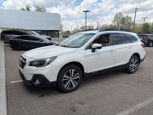 Used 2018 Subaru Outback 2.5i Limited AWD/4WD image 6