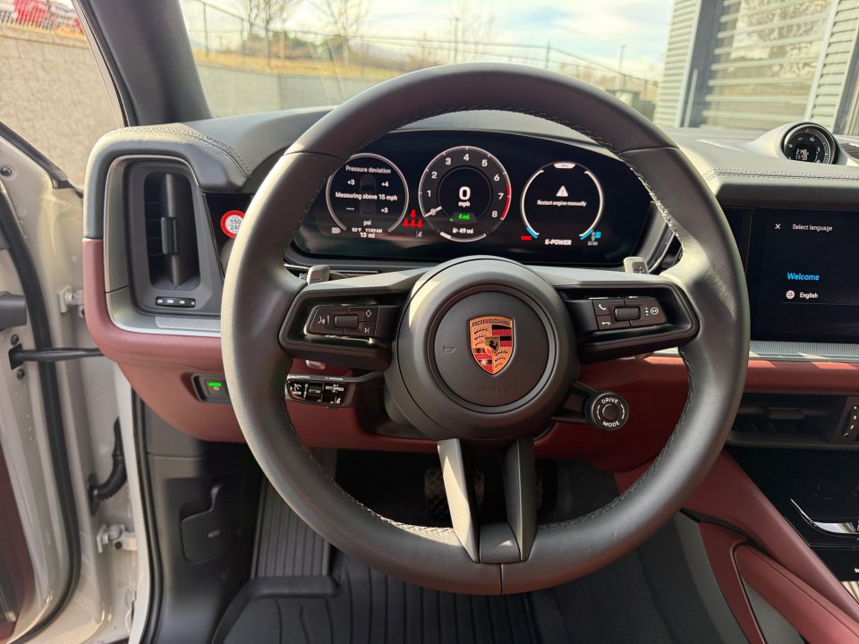 New 2026 Porsche Cayenne E-Hybrid AWD/4WD image 15