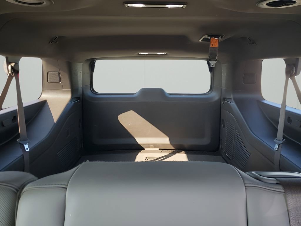 Used 2021 GMC Yukon XL SLT w/ Rear Media and Nav Package image 25