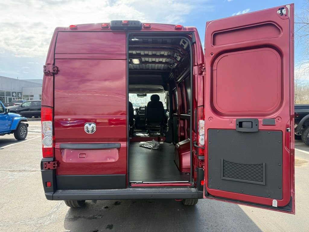 New 2026 RAM ProMaster 2500 w/ Safety Group image 32