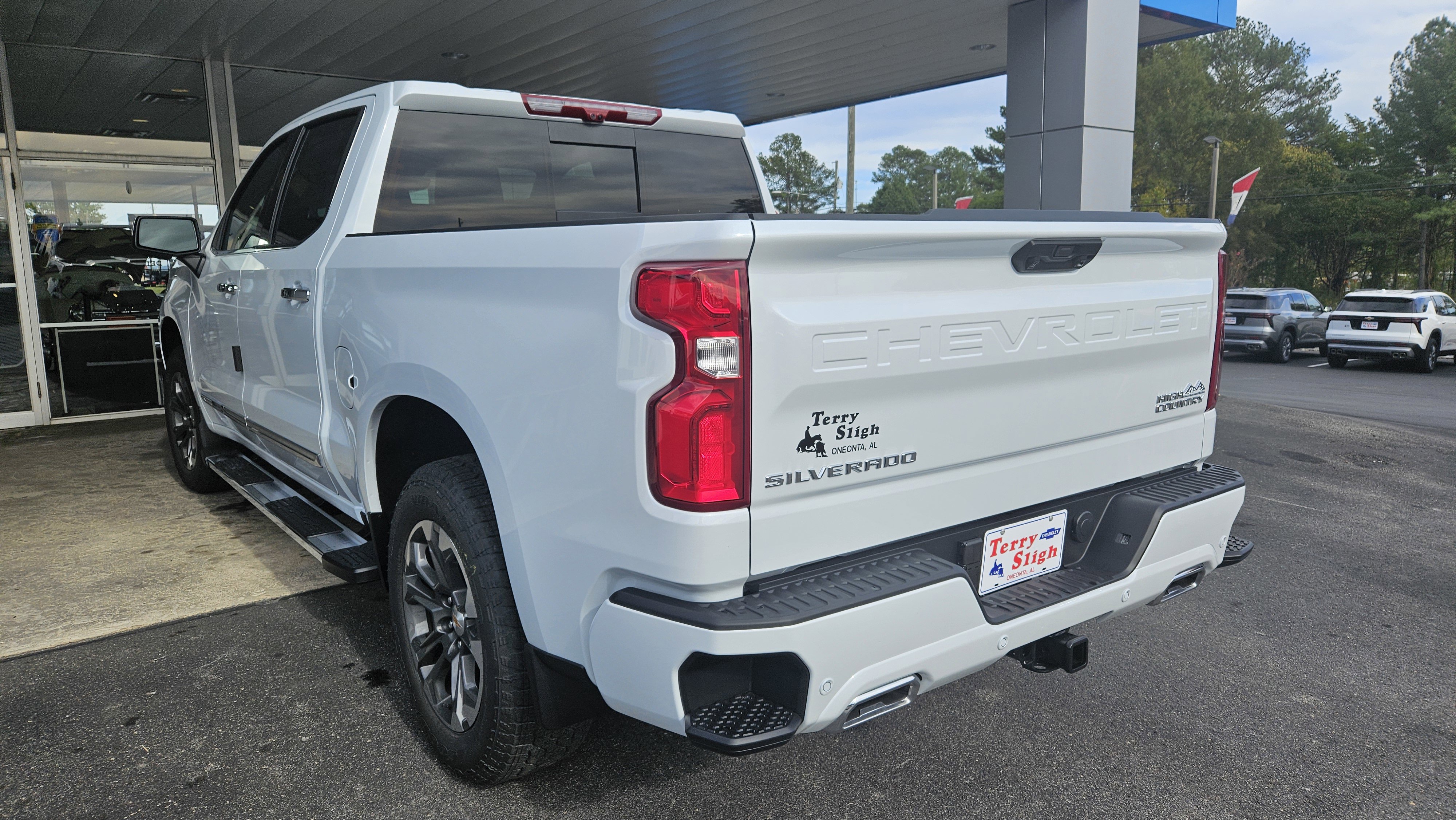 New 2026 Chevrolet Silverado 1500 High Country w/ Technology Package image 9