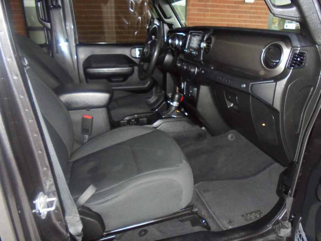 Used 2019 Jeep Wrangler Unlimited Sport AWD/4WD image 8