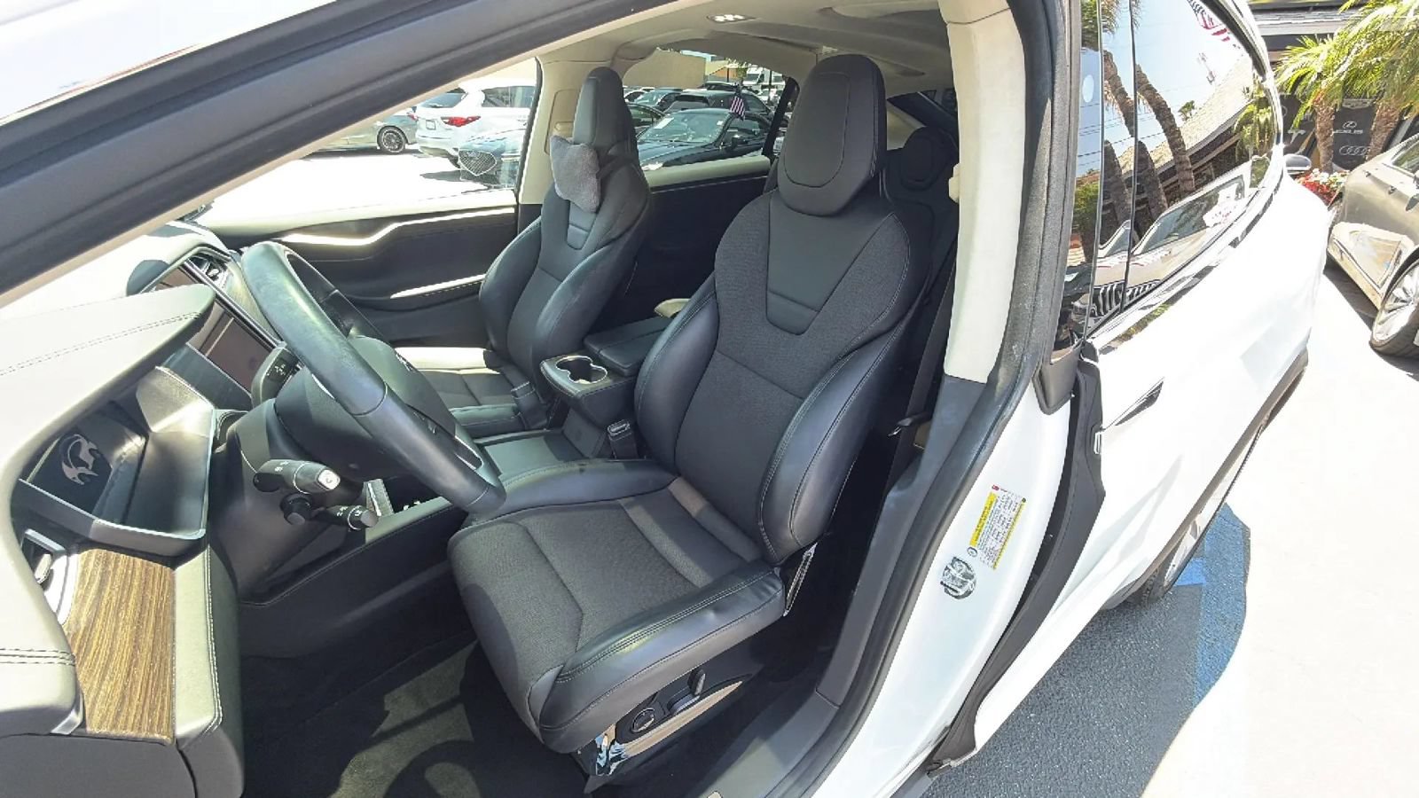 Used 2017 Tesla Model X 75D AWD/4WD image 12