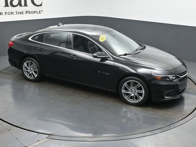 Used 2018 Chevrolet Malibu LT w/ Leather Package image 36