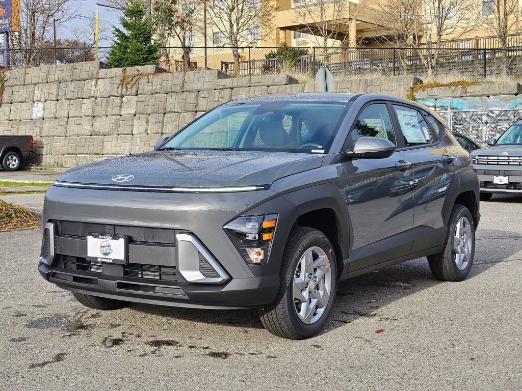 New 2026 Hyundai Kona SE image 3