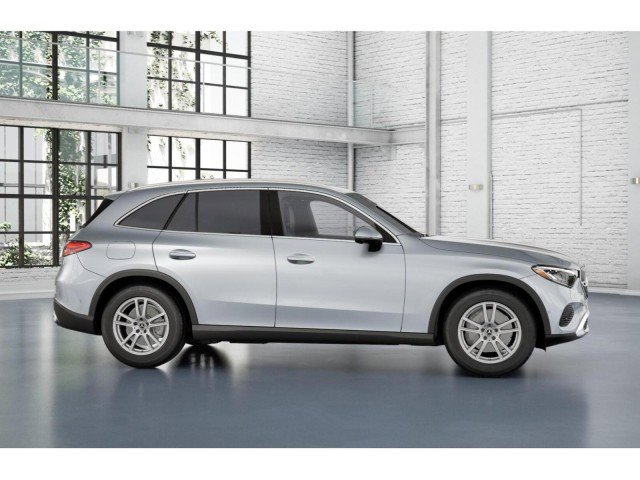 Certified 2024 Mercedes-Benz GLC 300 image 34