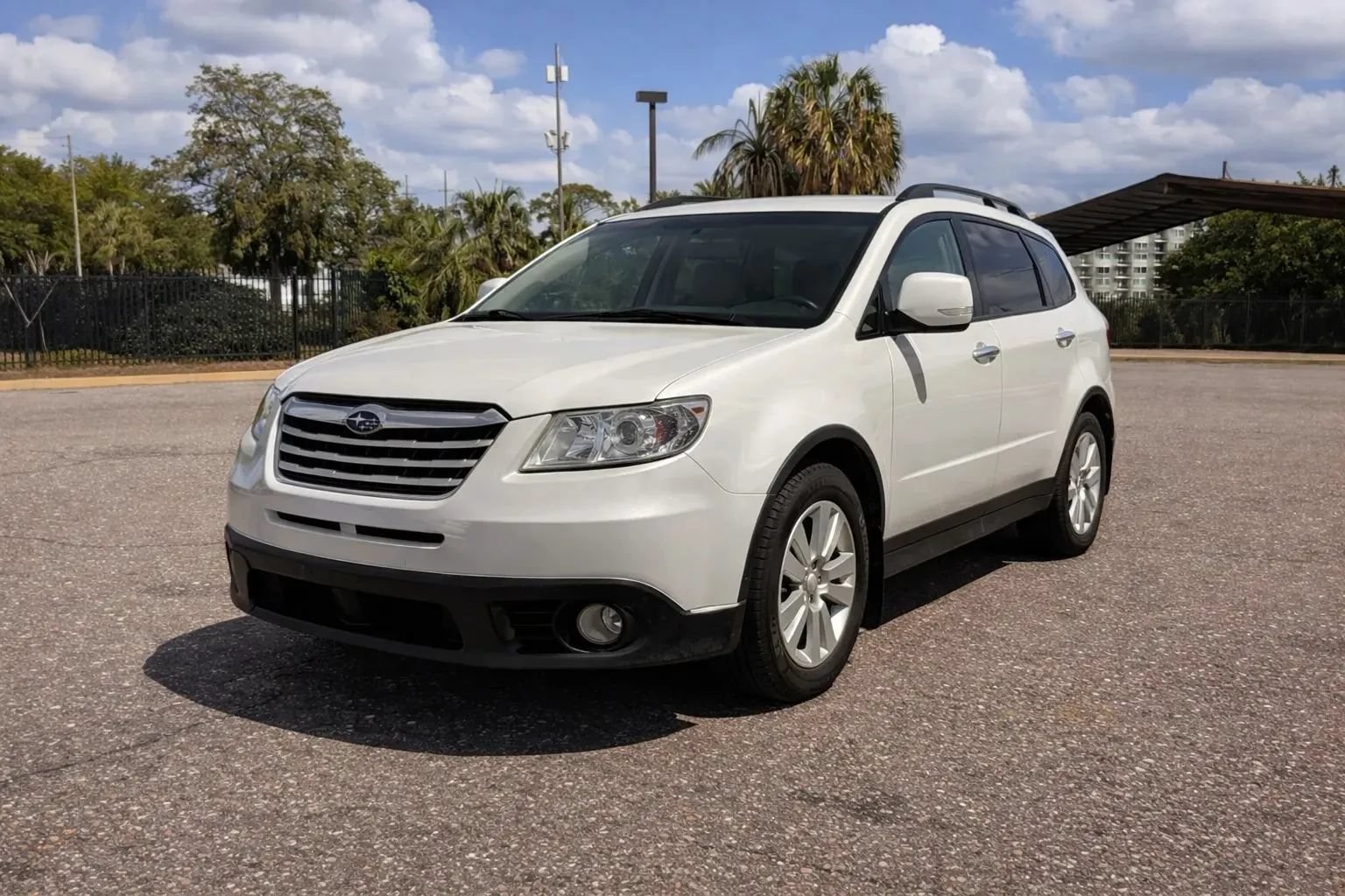 Used 2011 Subaru Tribeca Limited w/ PWR Moonroof Pkg AWD/4WD image 1