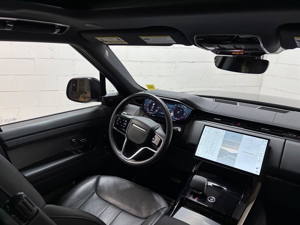 Used 2024 Land Rover Range Rover Sport SE image 35