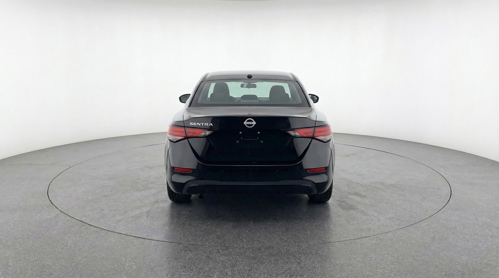 Used 2025 Nissan Sentra SV image 7