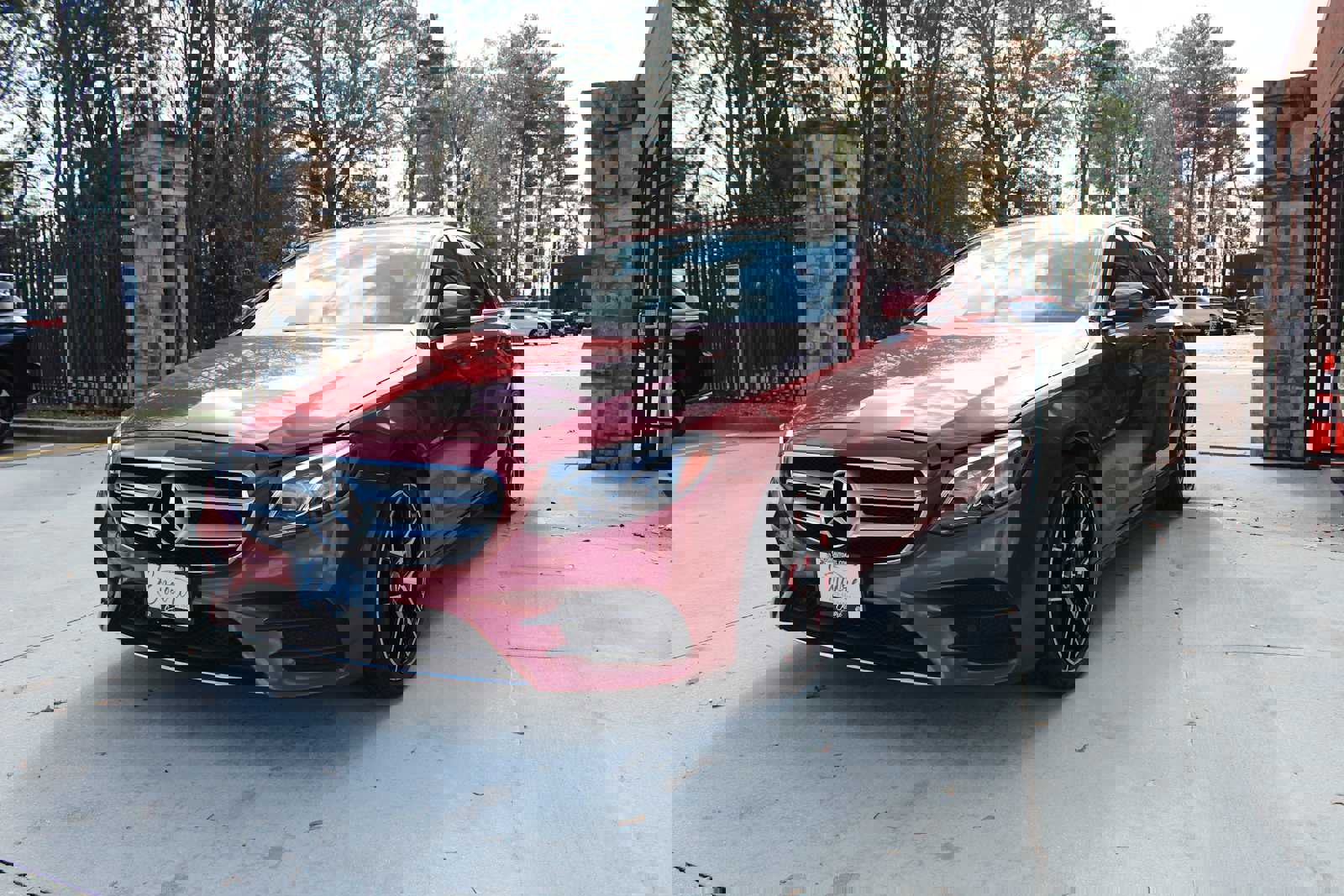 Used 2017 Mercedes-Benz E 300 4MATIC w/ Premium 2 Package image 3