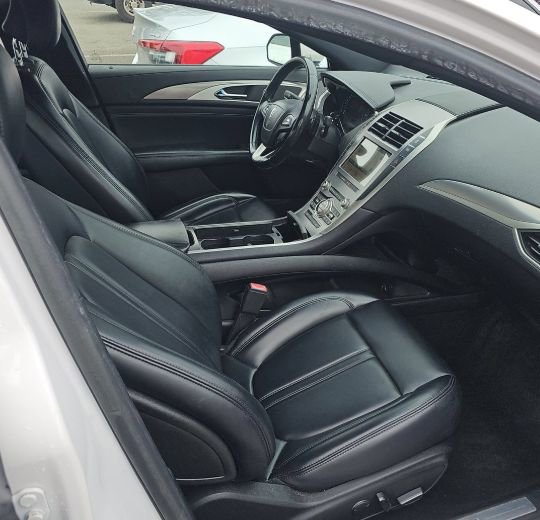 Used 2019 Lincoln MKZ Premiere image 30