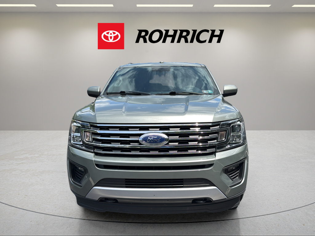 Used 2019 Ford Expedition XLT AWD/4WD image 2