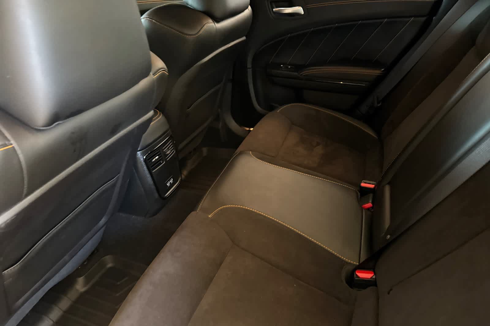 Used 2023 Dodge Charger Scat Pack RWD image 4