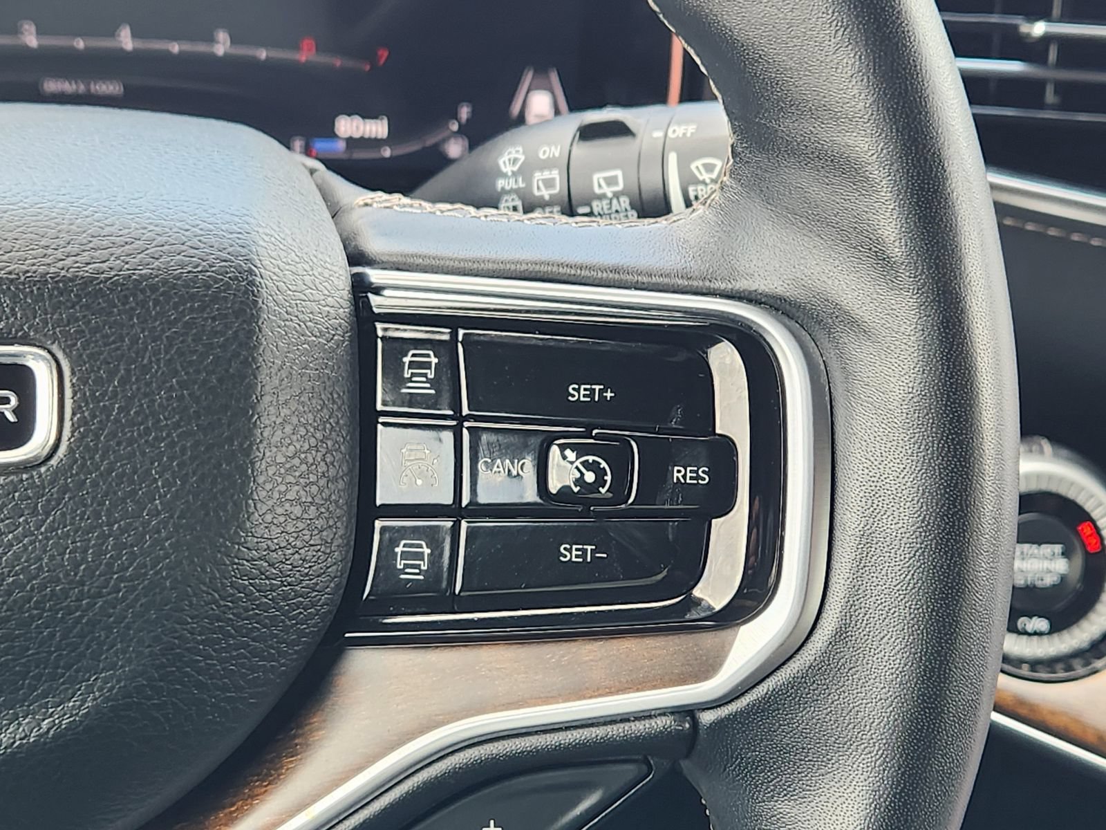 Used 2024 Jeep Grand Wagoneer L 4WD image 28