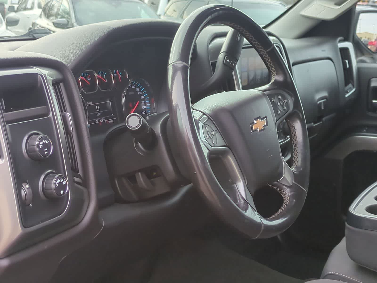 Used 2018 Chevrolet Silverado 1500 LT AWD/4WD image 10