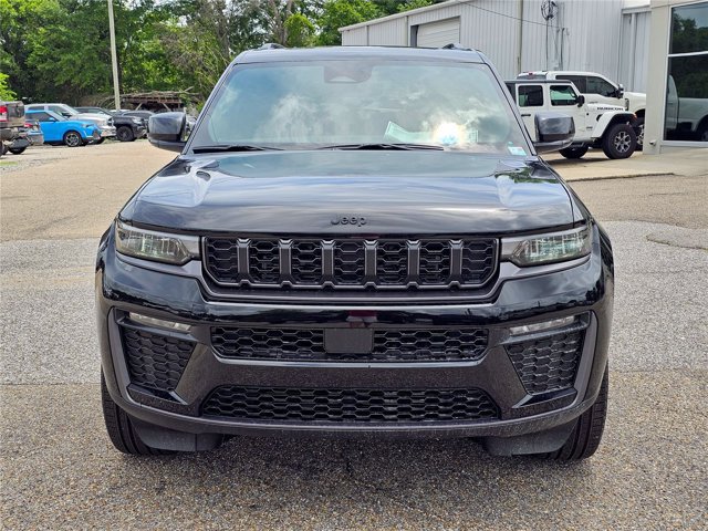 New 2026 Jeep Grand Cherokee Limited w/ Limited Altitude Package RWD image 5
